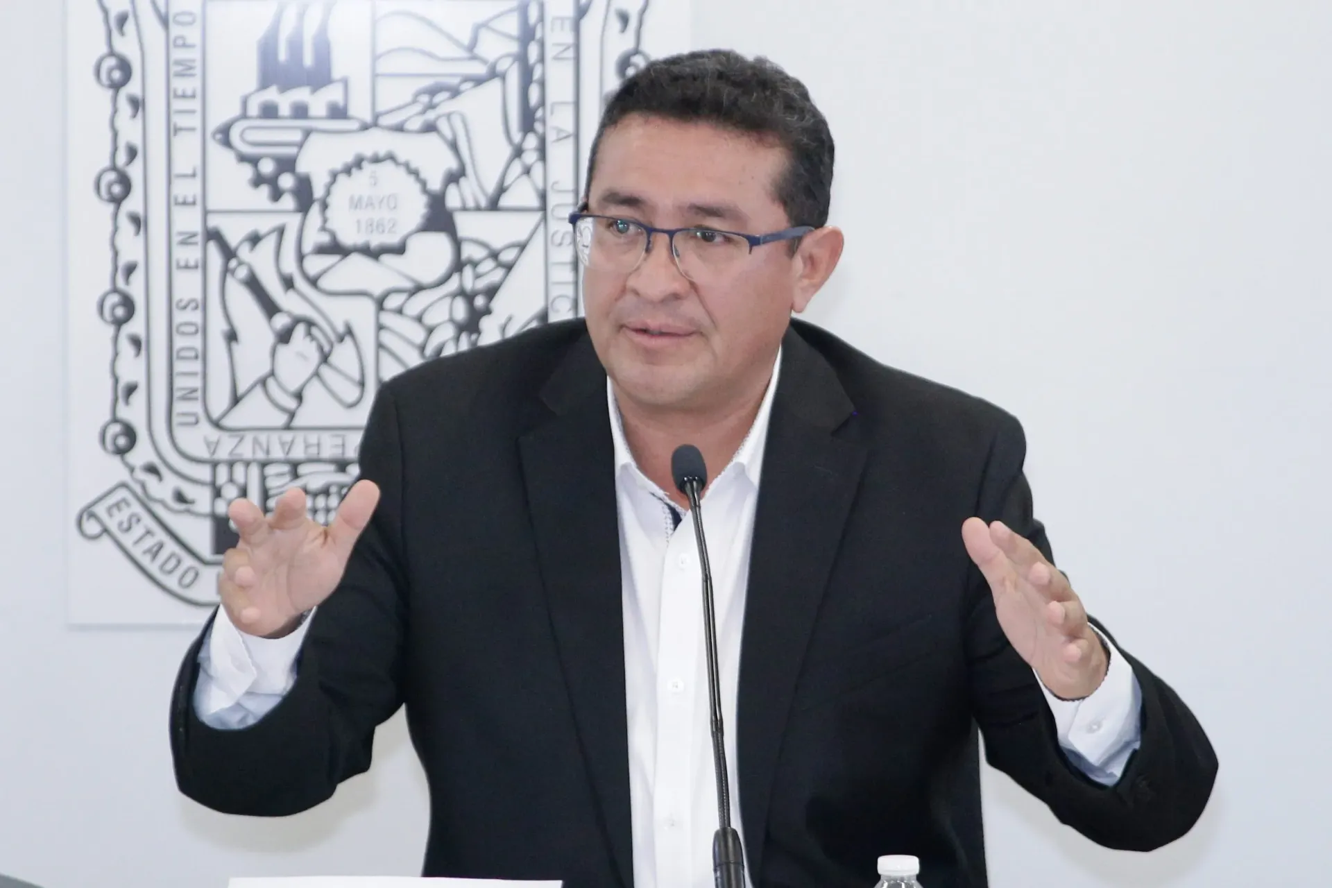 Pavel Gaspar señala a Dirección Jurídica por iniciativas estancadas