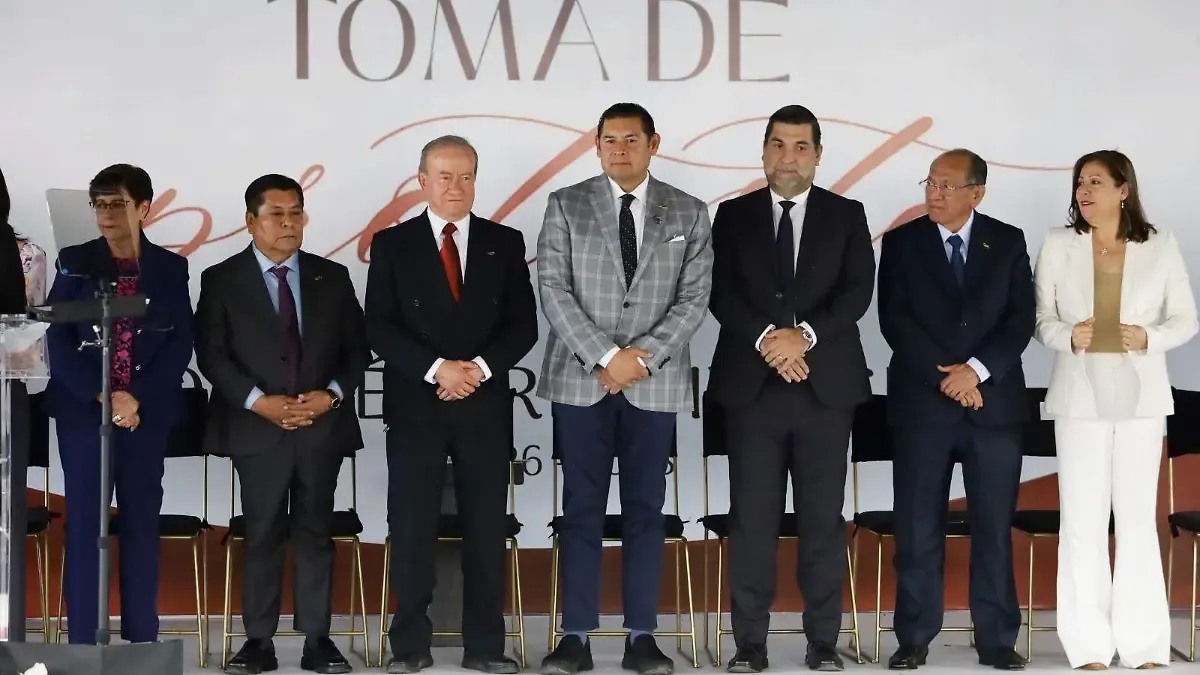 Nuevo presidente de la CMIC pide unidad tras polémica elección