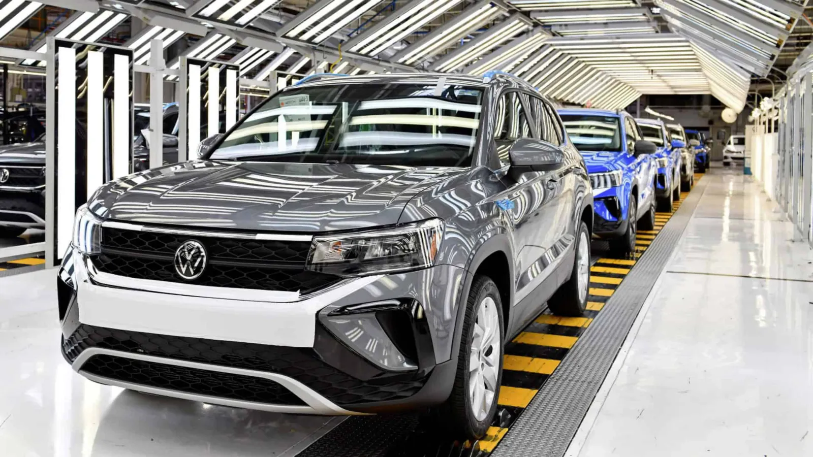 Cae producción de Volkswagen, pero incrementa ligeramente exportación