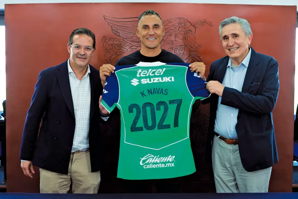 Keylor Navas renueva con Pumas hasta 2027 y rechaza ofertas de la MLS