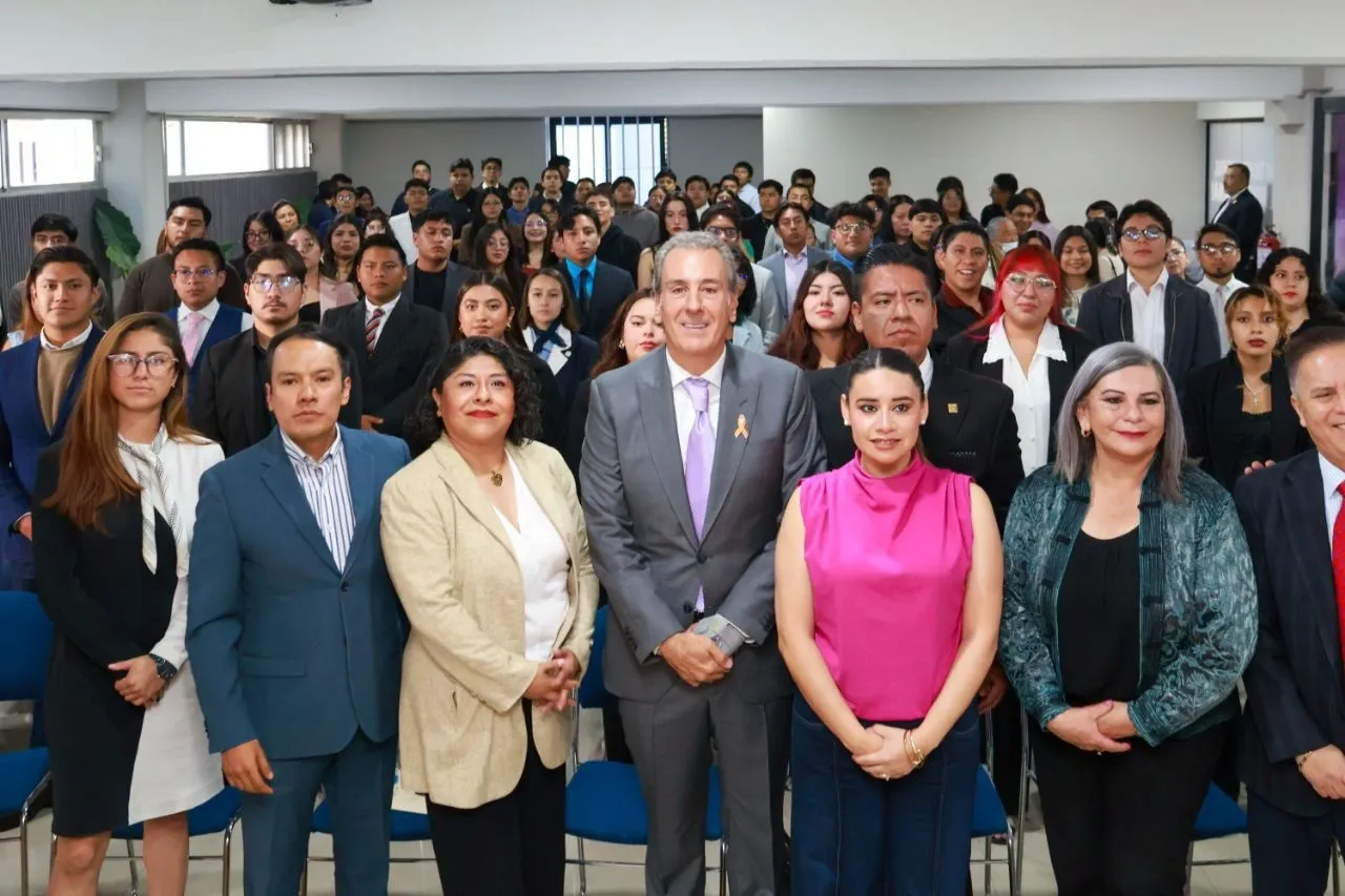 Impulsan el talento juvenil con el 2° Concurso de Oratoria “Imparables con Voz”