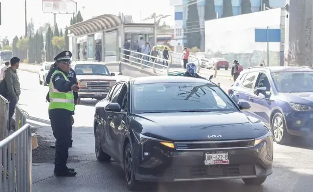 Si vas por Calzada Zaragoza, mejor espera: reabren el paso después de las 12:30 pm