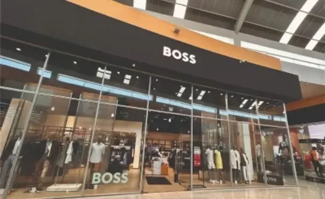 Profeco suspende Hugo Boss en Outlet Puebla Premier