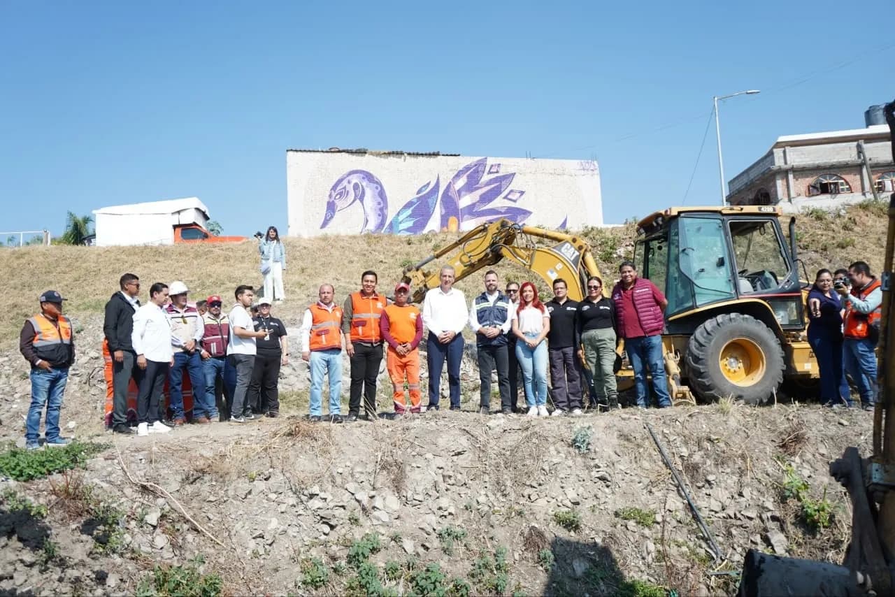 Encabezan trabajos preventivos de desazolve en la capital poblana