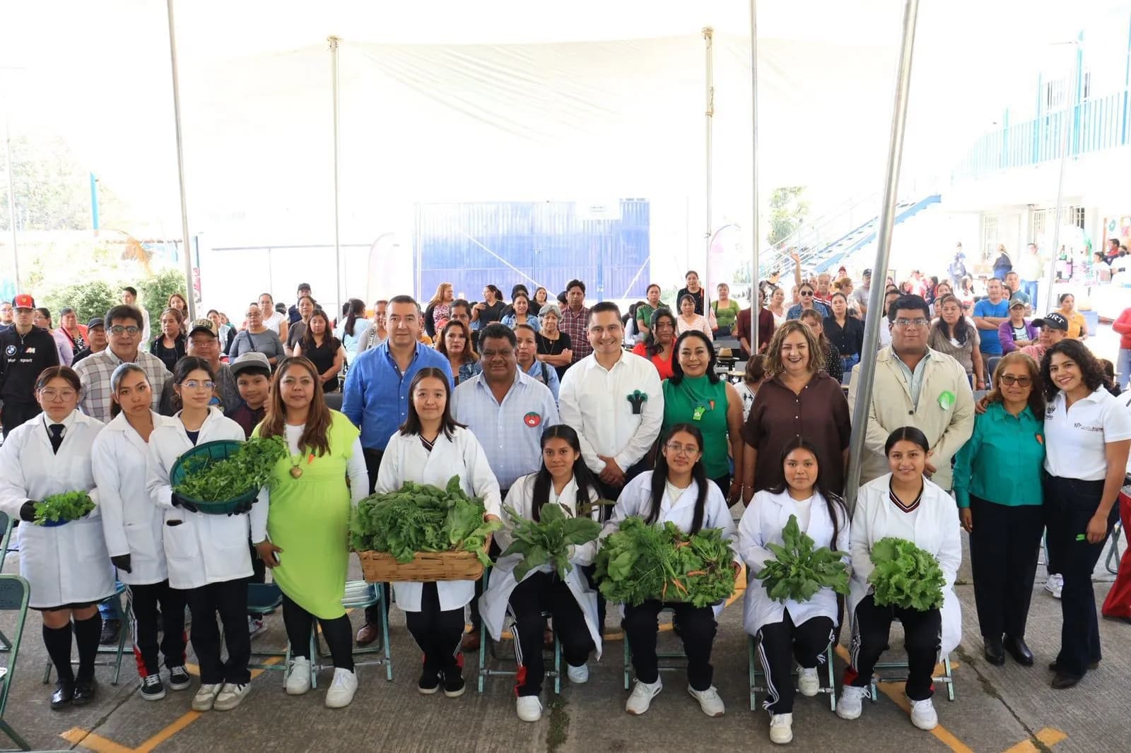 Impulsan primera jornada de capacitación ambiental en escuelas con huertos escolares