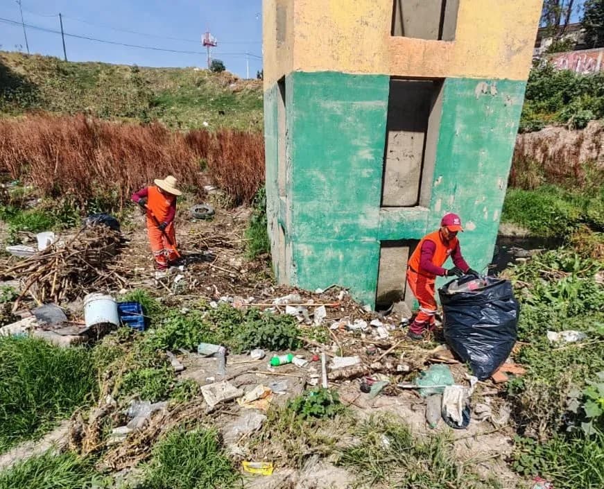 Realizan limpieza en el Vaso Regulador Santuario ante temporada de lluvias