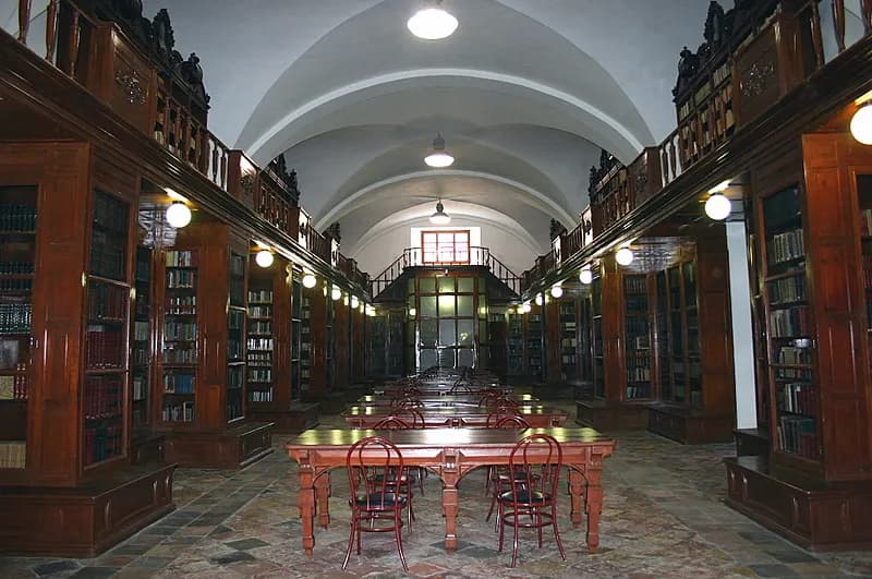 Biblioteca Lafragua celebra 140 años con coloquio internacional