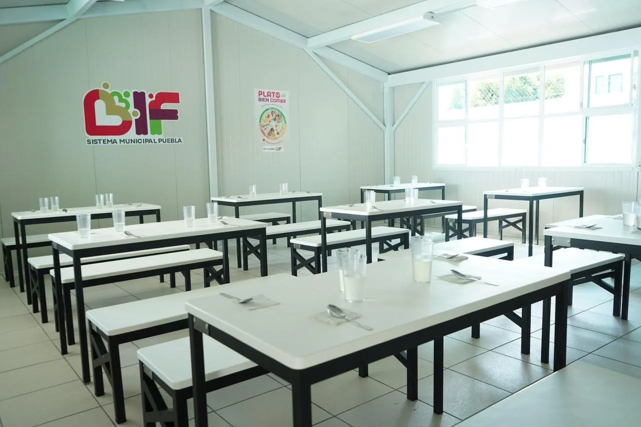Desayunador escolar en el Jardín de Niños "La Flor"