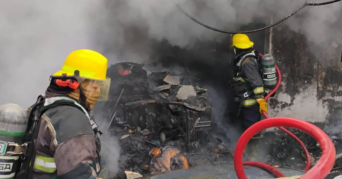 Muere abuelito por incendio en casa de Amalucan