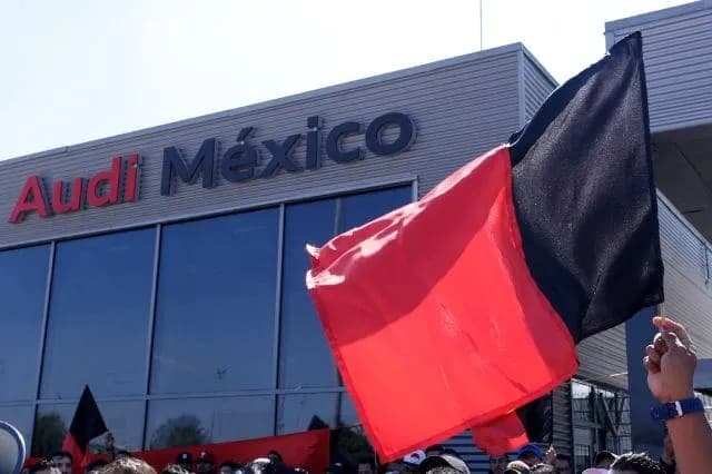 Audi finaliza paro técnico un día antes de definir huelga por salario