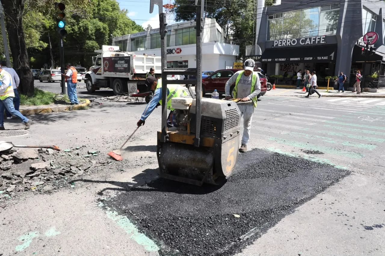 Refuerzan acciones de bacheo en favor de las y los poblanos