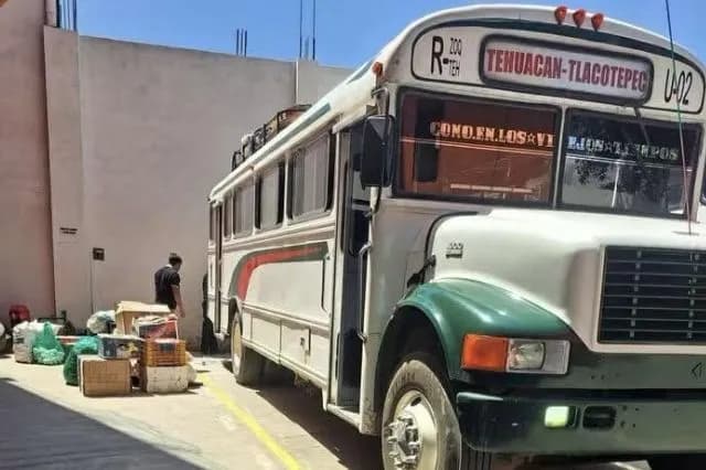 Limitan transporte de mercancía en Autobuses Sierra Negra; solo 2 bultos y 2 cajas