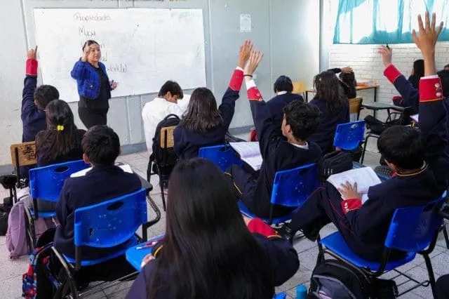 Por problemas, mudanzas y violencia aumentan 39% bajas escolares poblanas