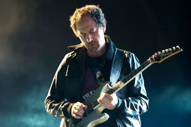 Alejandro Marcovich sale del hospital tras derrame cerebral