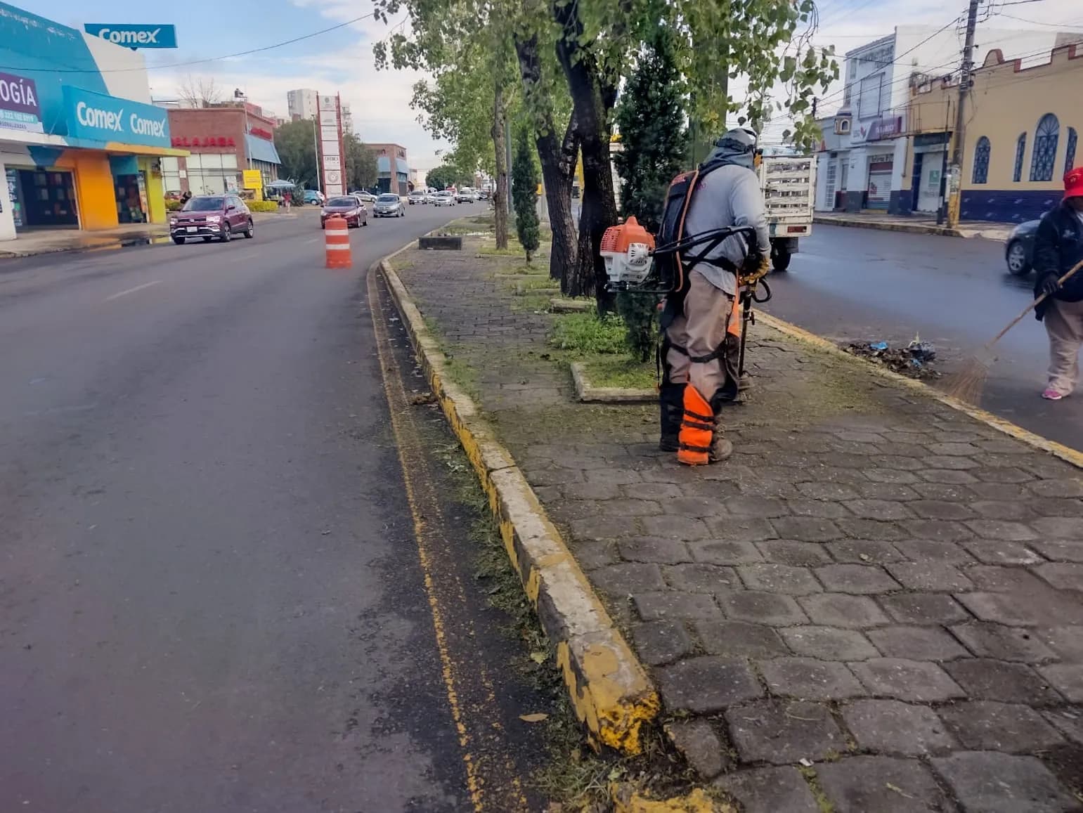 Ayuntamiento de Puebla reporta atención de más de 16 millones de metros cuadrados de camellones