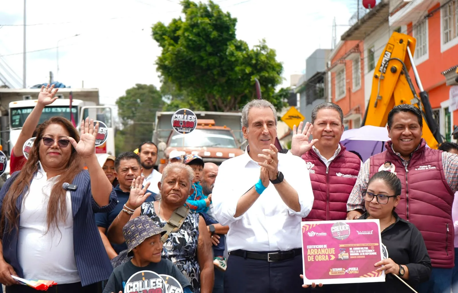 Presidente municipal de Puebla continúa rehabilitación de vialidades para 43 mil habitantes