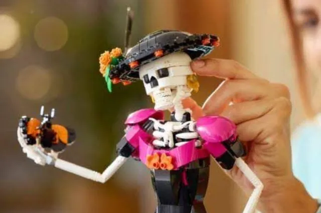 LEGO lanza set de "La Catrina" para el Día de Muertos