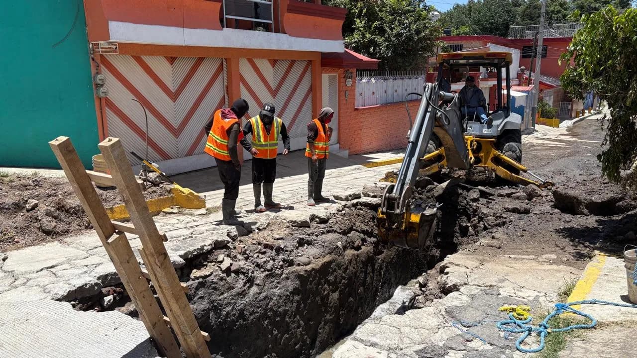 Ayuntamiento de Puebla reporta 17 socavones atendidos en la capital