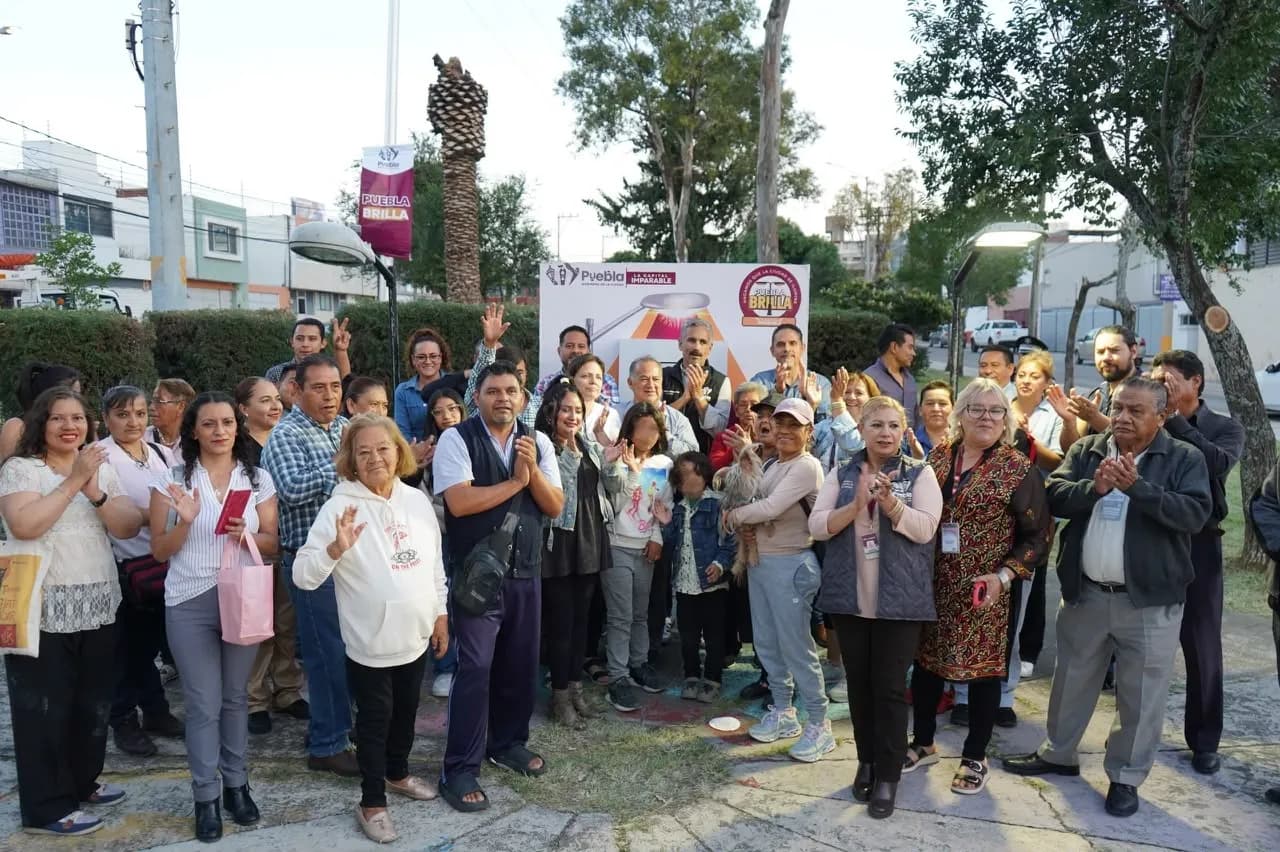 Ayuntamiento de Puebla renueva todas las luminarias de la colonia Reforma