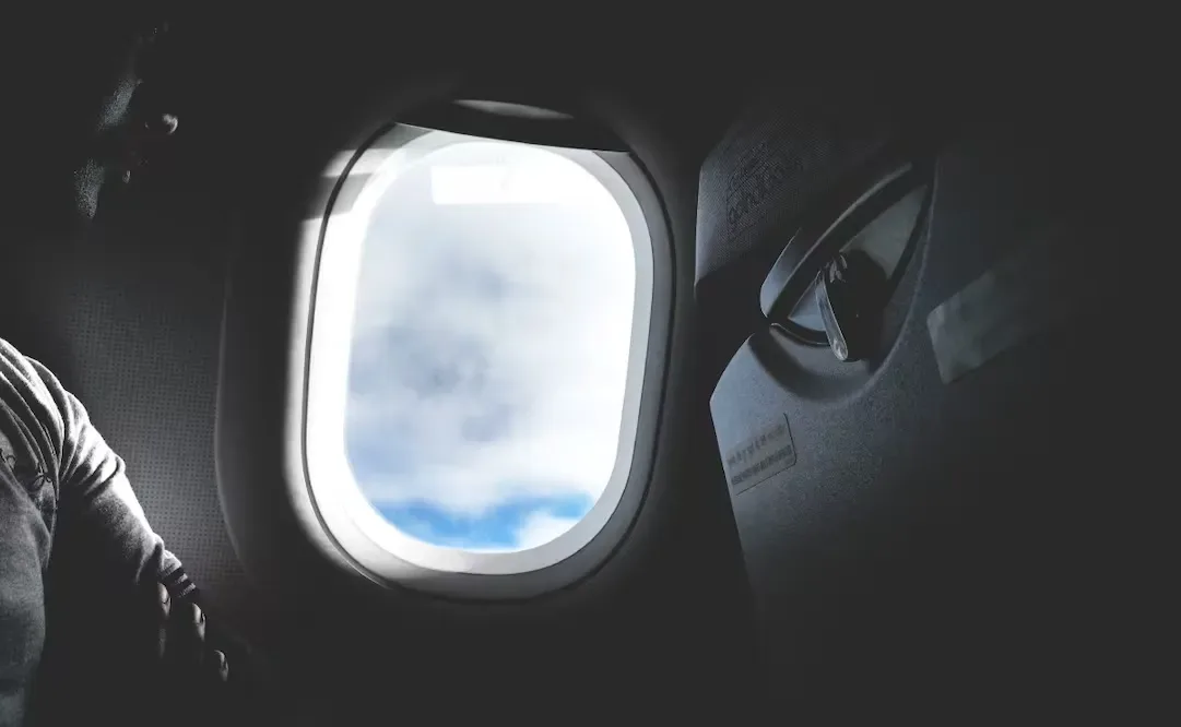 Las ventanas de los aviones son redondeadas por una razón de seguridad