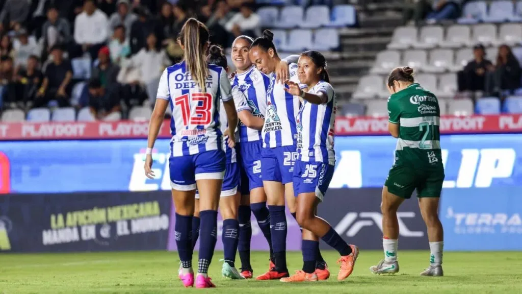 Pachuca Femenil corta su mala racha con goleada 4-1 sobre Santos