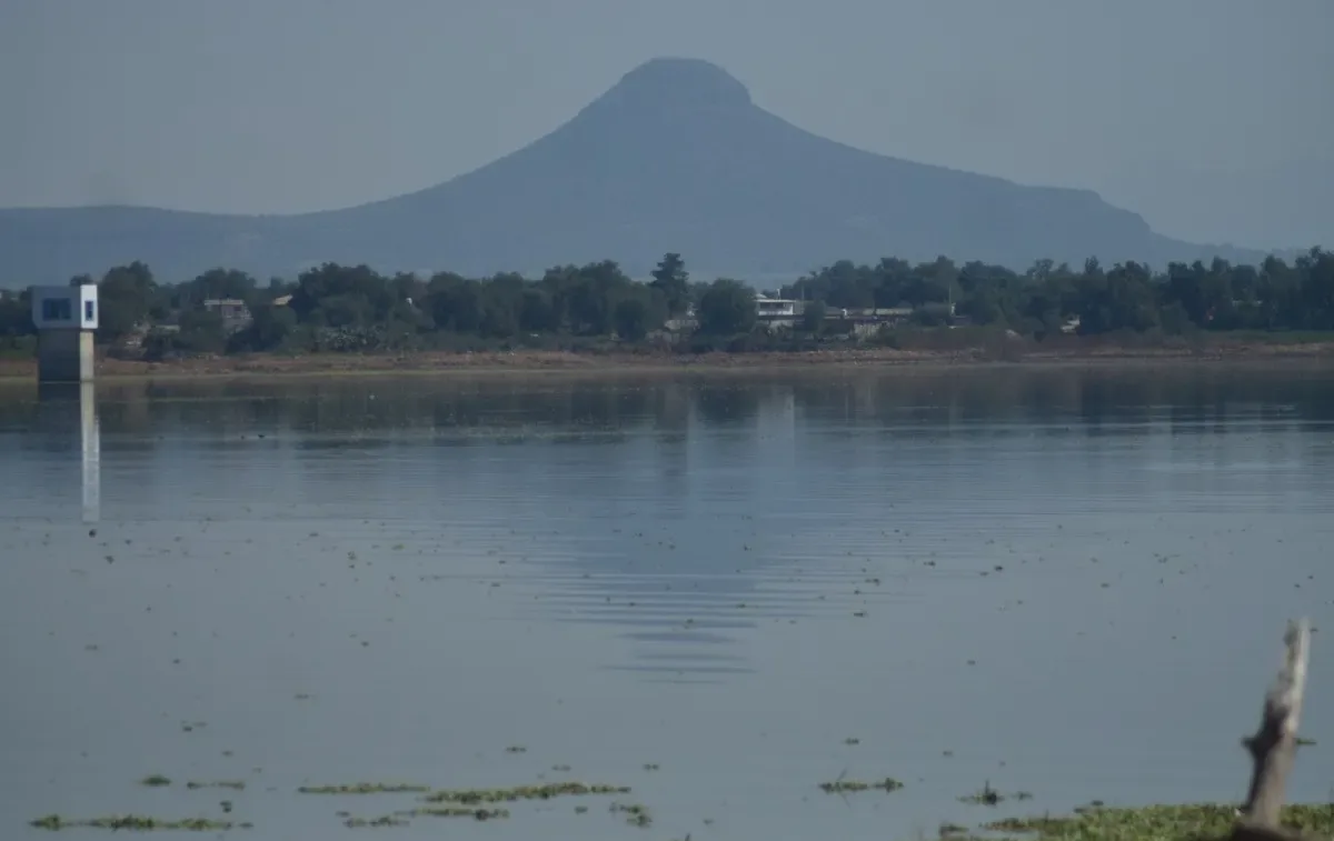 Vecinos de la presa Endhó denuncian contaminación y esperan que avance el plan de saneamiento