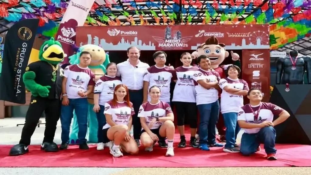 Medio Maratón 21K Puebla presenta playera y medalla con respaldo del Ayuntamiento de Puebla