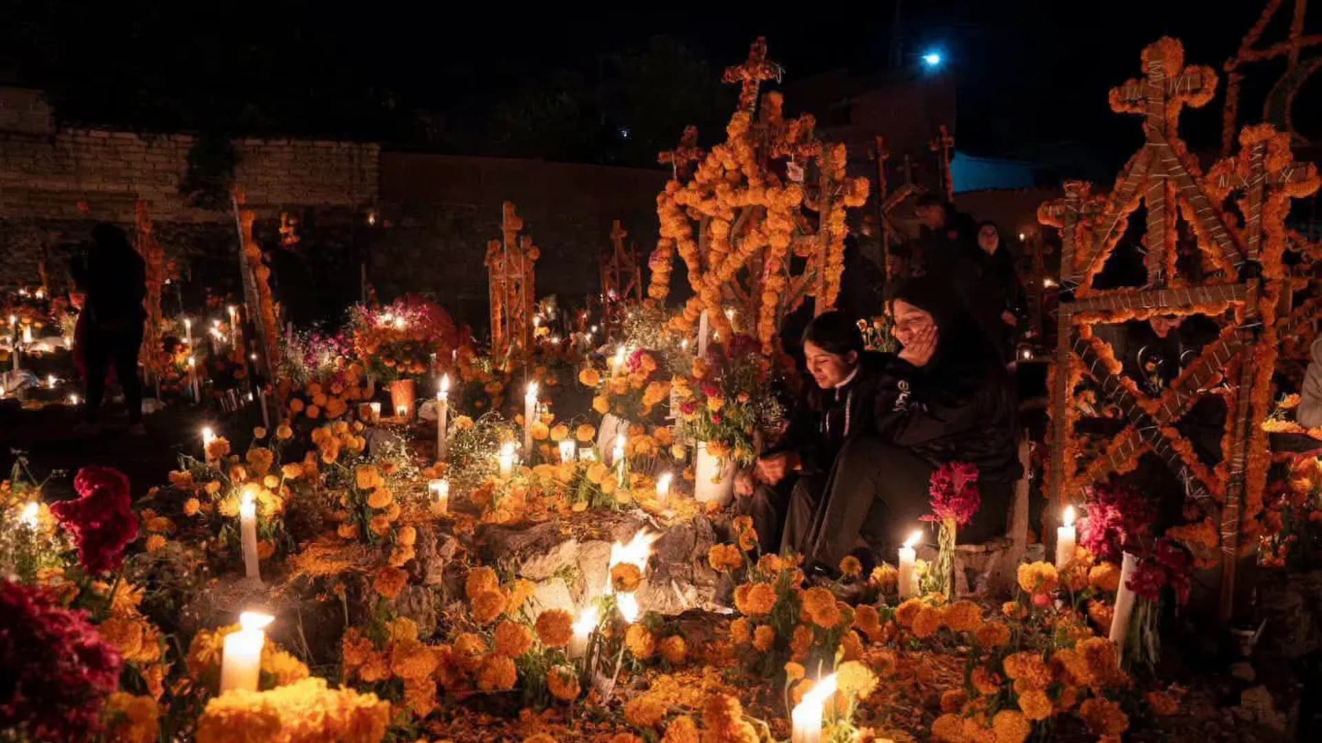 Michoacán limitará el acceso turístico al panteón de Janitzio durante Día de Muertos