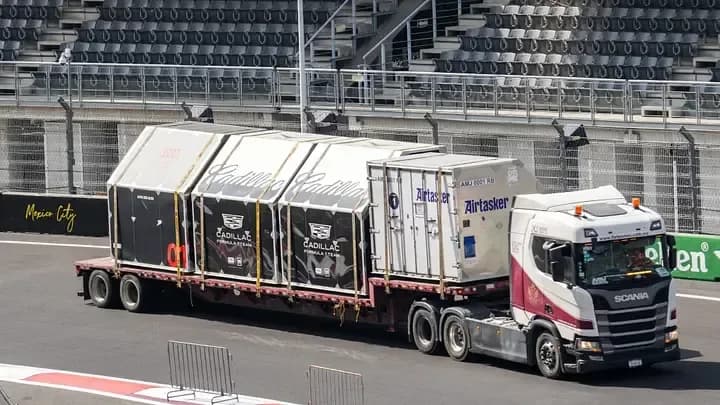Más de 50 toneladas de equipo ya están en el Autódromo
