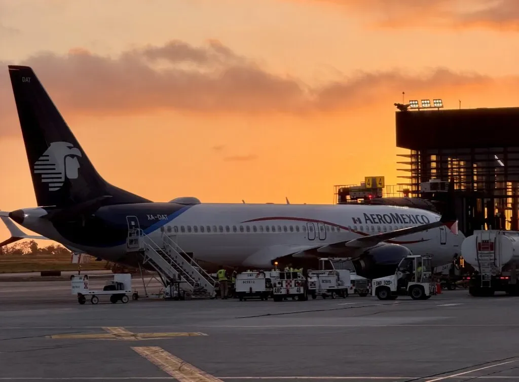 S&P mejora la calificación crediticia de Aeroméxico