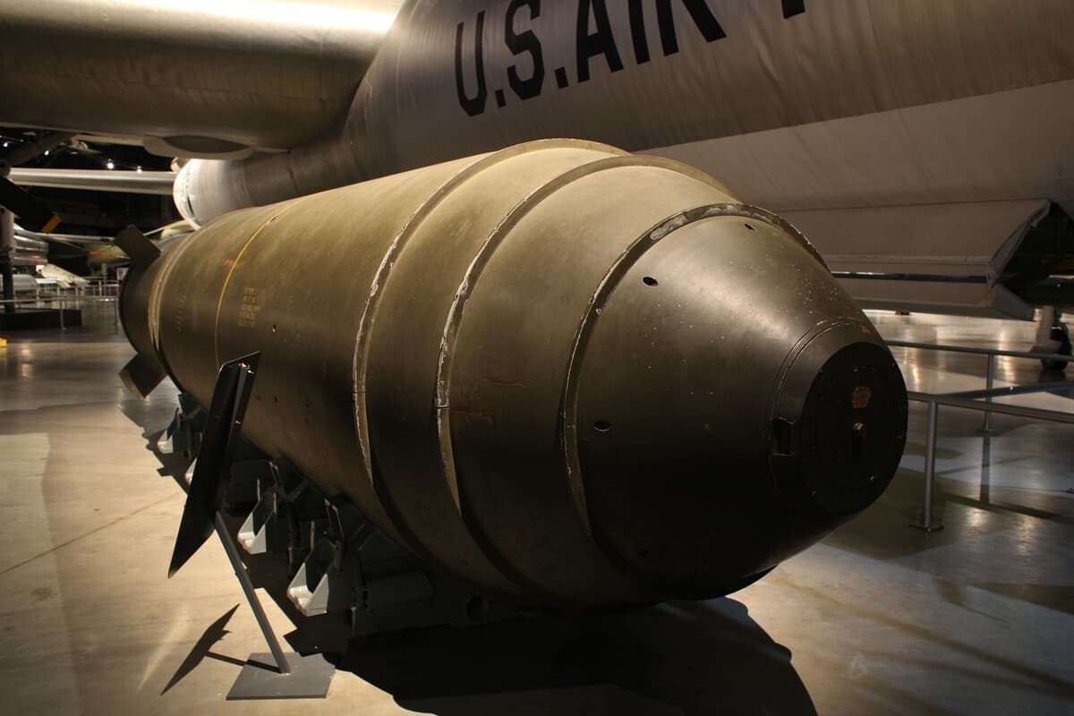 A lo largo del siglo XX, EEUU «perdi?» hasta seis aviones cargados con armas nucleares. A d?a de hoy siguen sin aparecer