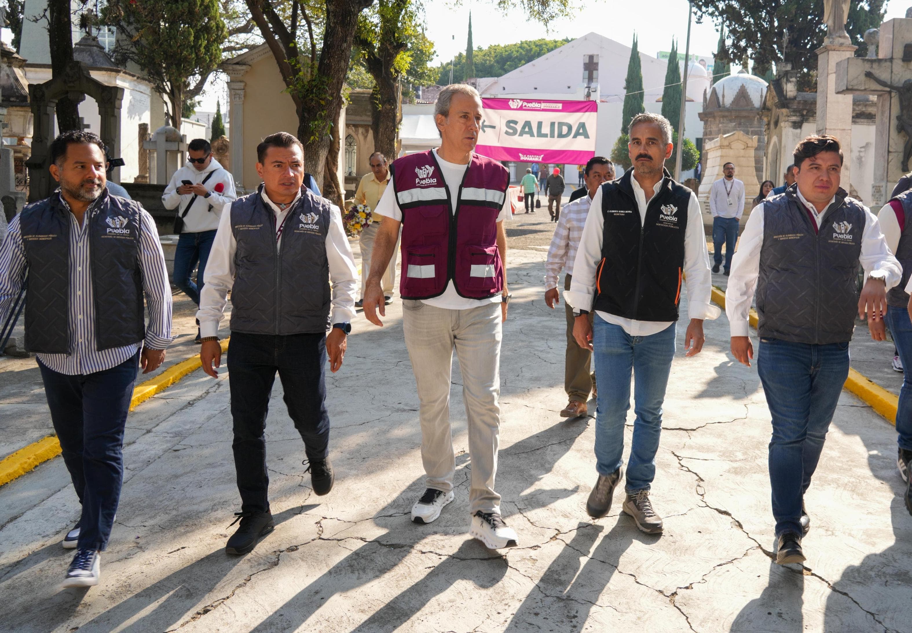 Supervisa Pepe Chedraui operativo especial en el Panteón Municipal por el Día de las Madres