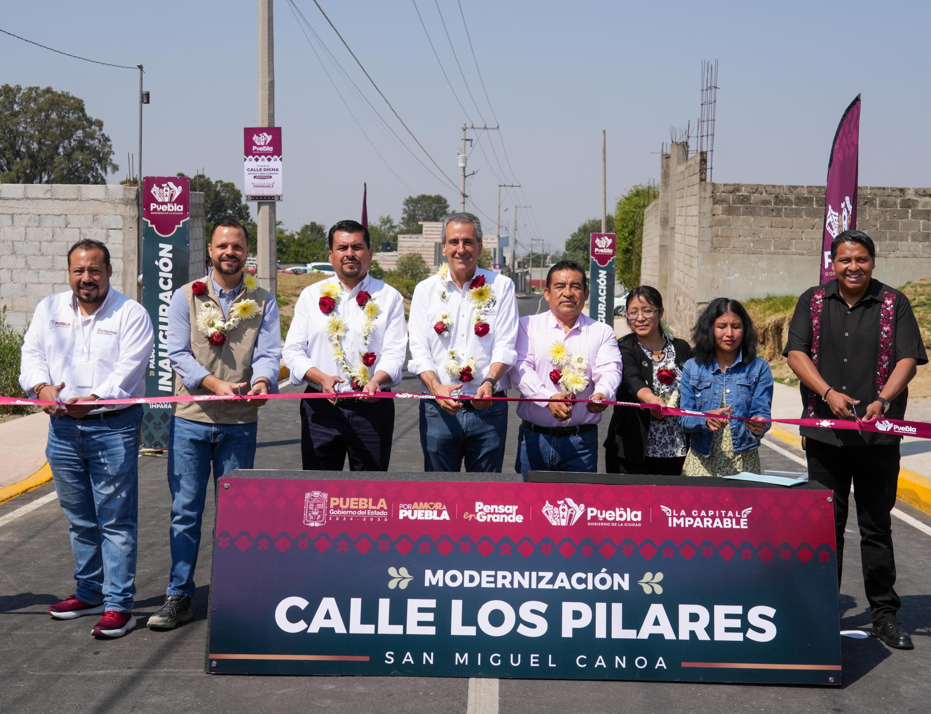 Inaugura Pepe Chedraui calle modernizada en San Miguel Canoa