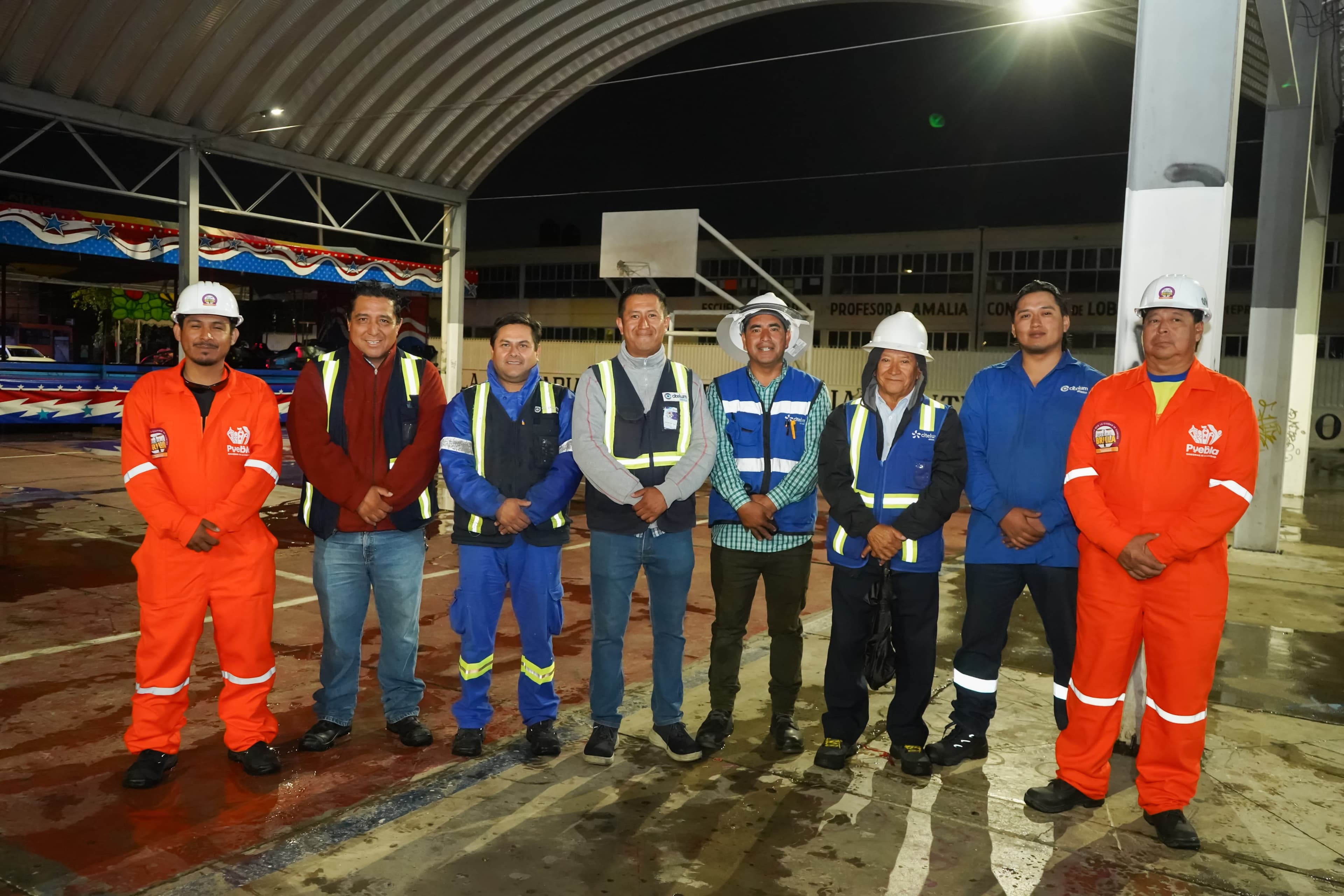 Inaugura Pepe Chedraui 354 luminarias LED en Agua Santa con Puebla Brilla