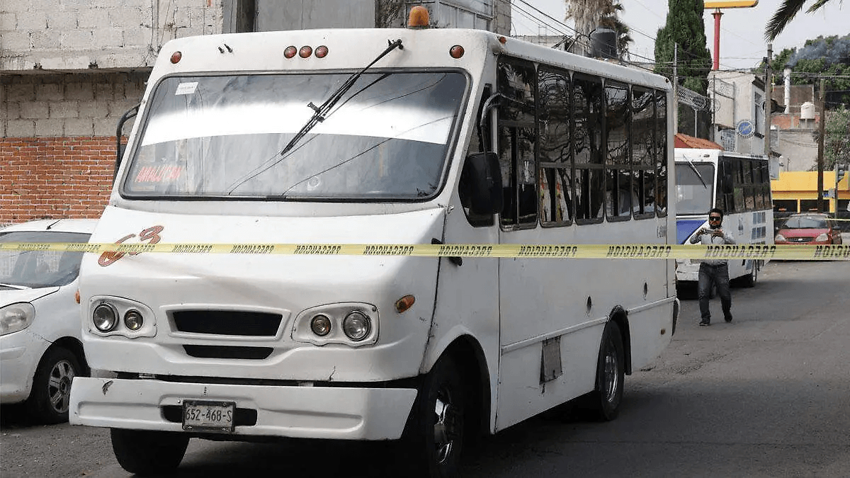 Se persignó para después morir atropellada por chofer de transporte público en Arboledas de Loma Bella