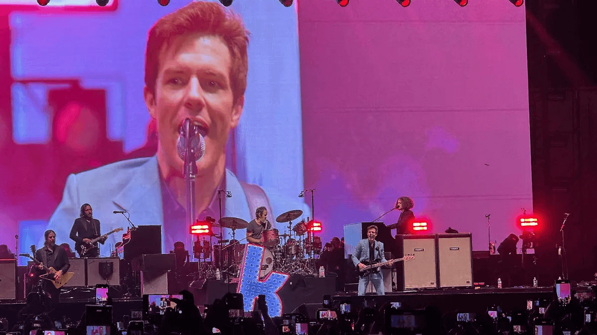 The Killers, hace explotar a la Feria de Puebla con su música