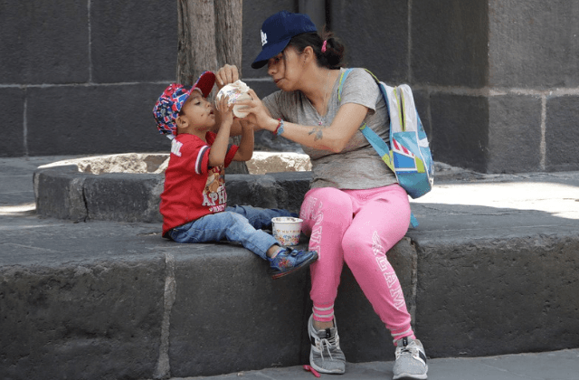 Madres solteras también celebran; viven hasta tercera jornada laboral