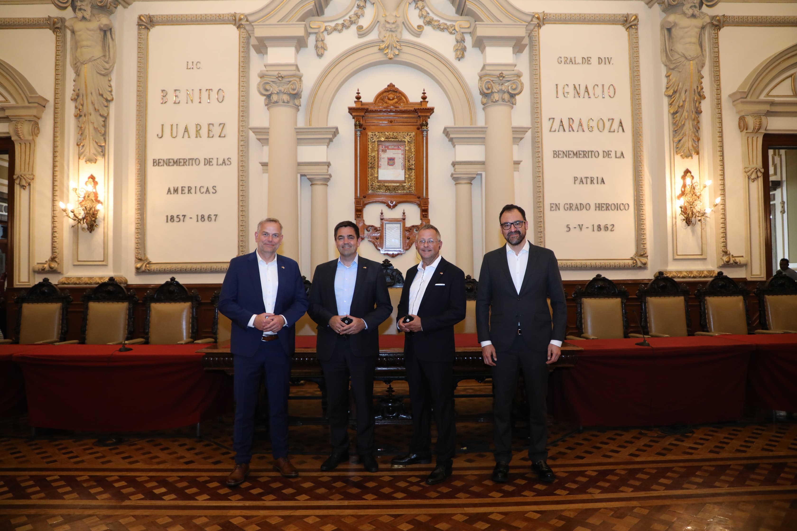 Recibe Gobierno de la Ciudad a diputados alemanes