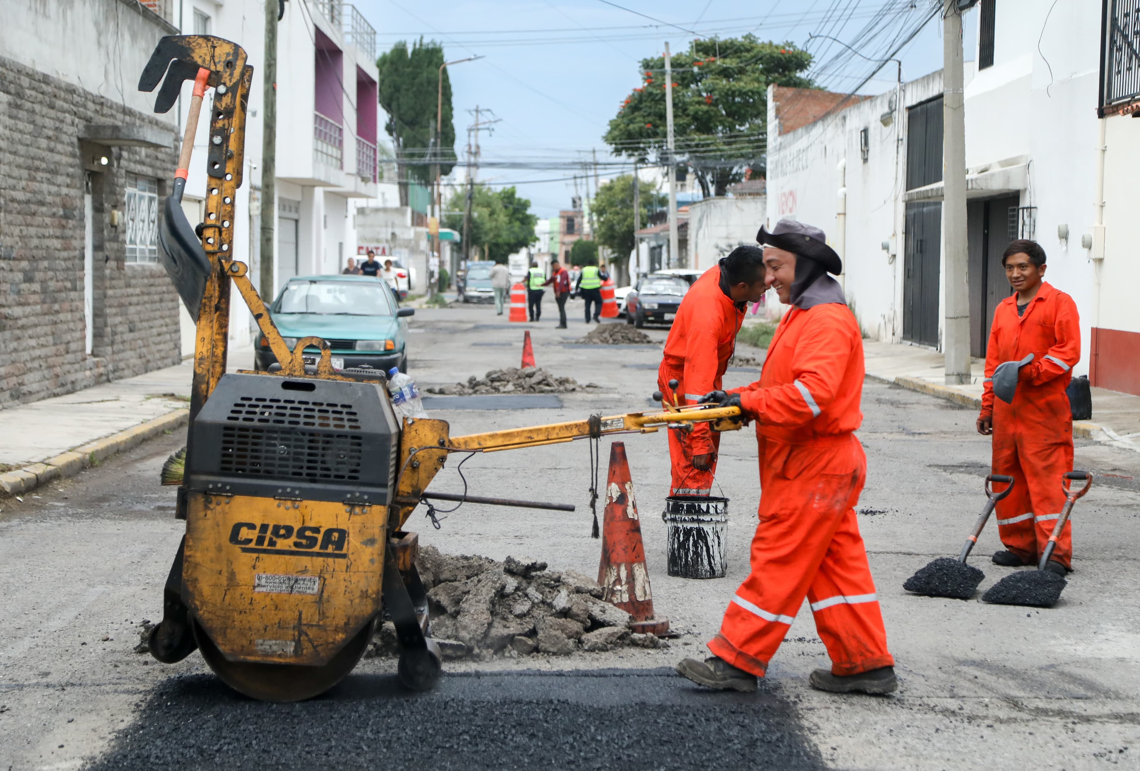 Fortalece Gobierno de la Ciudad acciones de bacheo con inversión histórica