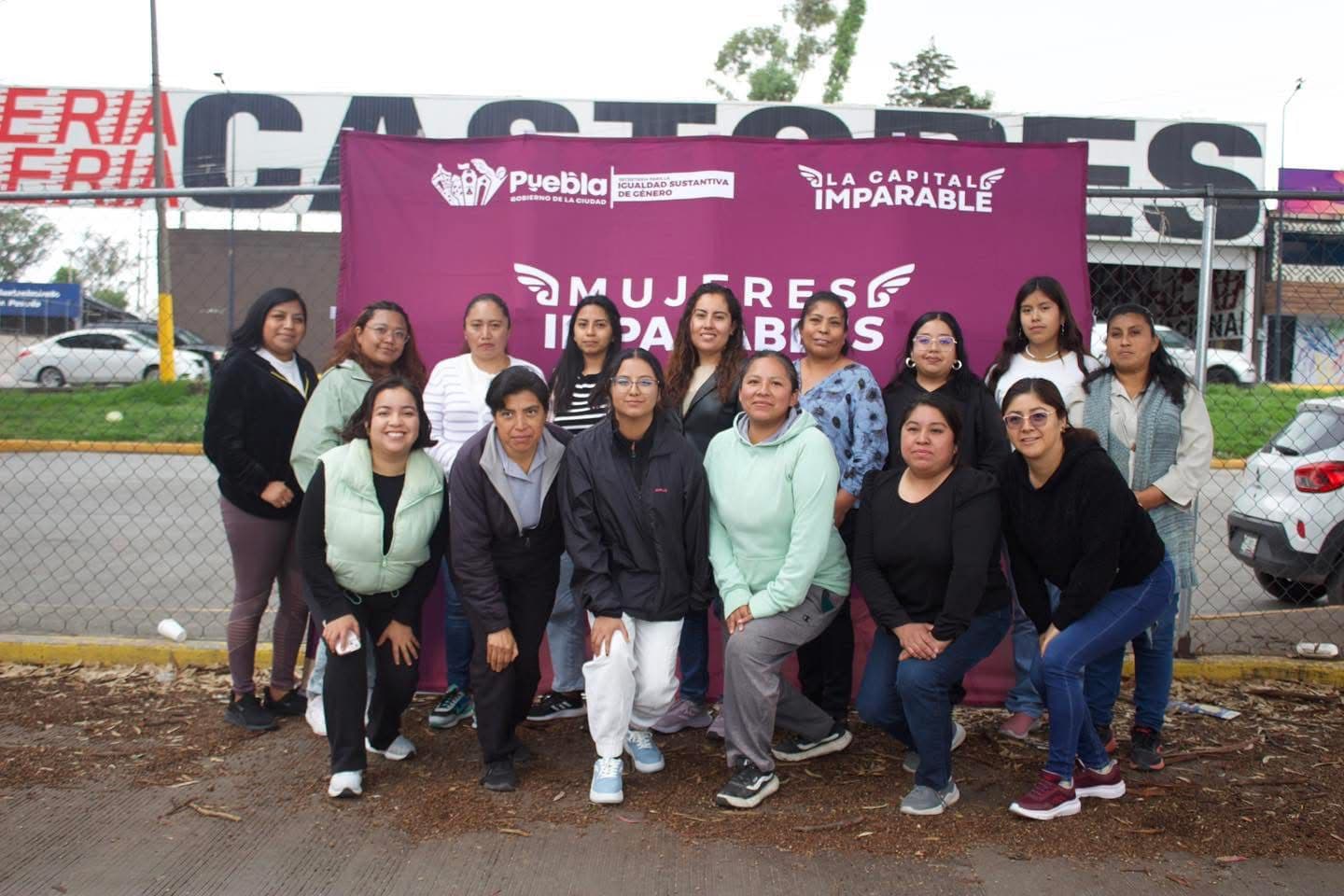 Más de 580 mujeres poblanas fortalecen su autonomía económica con talleres del Gobierno de la Ciudad