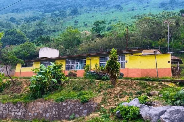 Por lluvias la SEP suspende clases en 26 municipios de la Sierra Negra