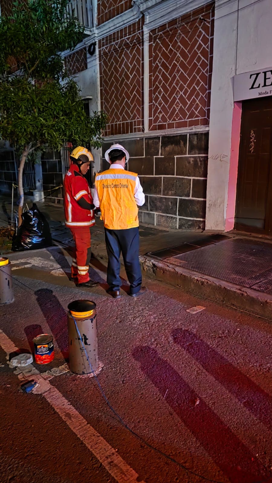 Atienden corto circuito en zona del Carmen