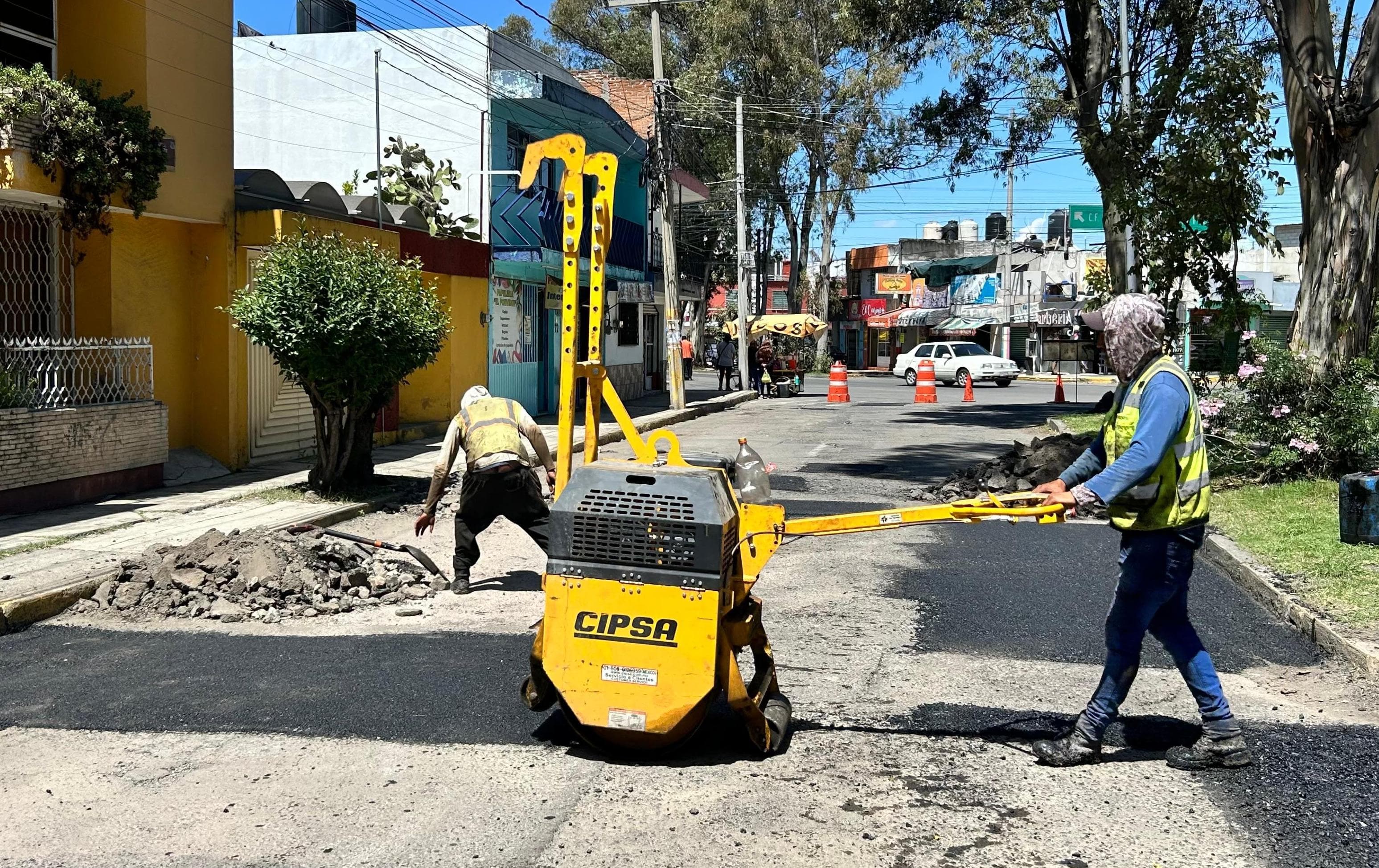 Supervisa Gobierno de la Ciudad avances de la campaña Bacheando Puebla en juntas auxiliares