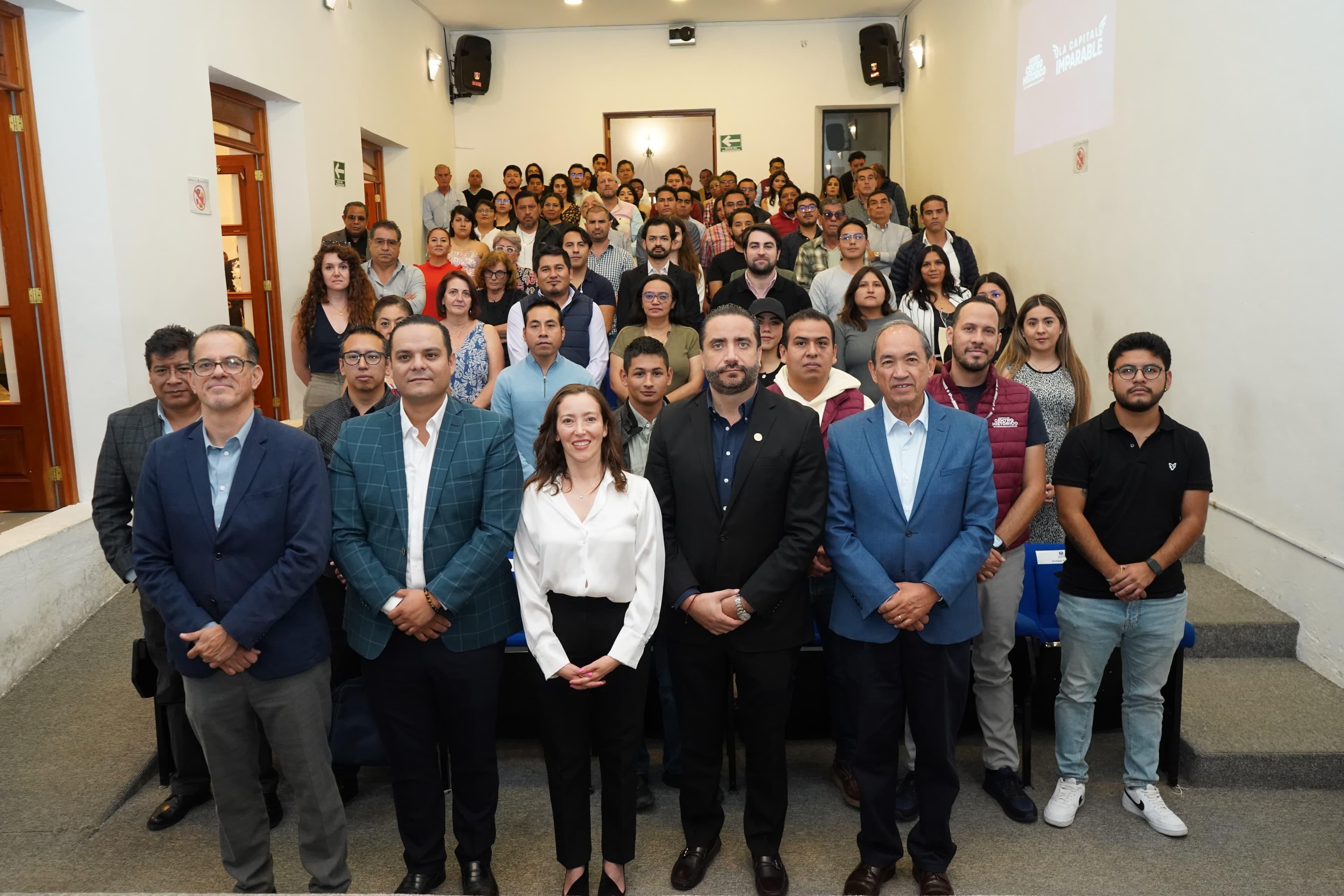 Realiza Gobierno de la Ciudad taller “Cuidemos el patrimonio, conoce las normativas” para empresarios del Centro Histórico