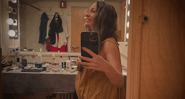 Natalia Lafourcade anuncia su primer embarazo en medio de su gira