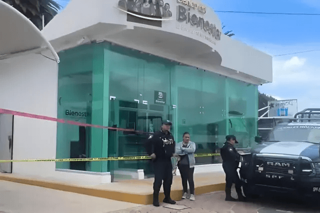 Se roban 600 mil pesos del Banco del Bienestar en Amozoc