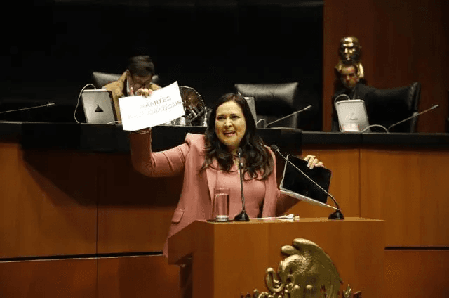 Proponen cancelar visas a extranjeros que discriminen a mexicanos