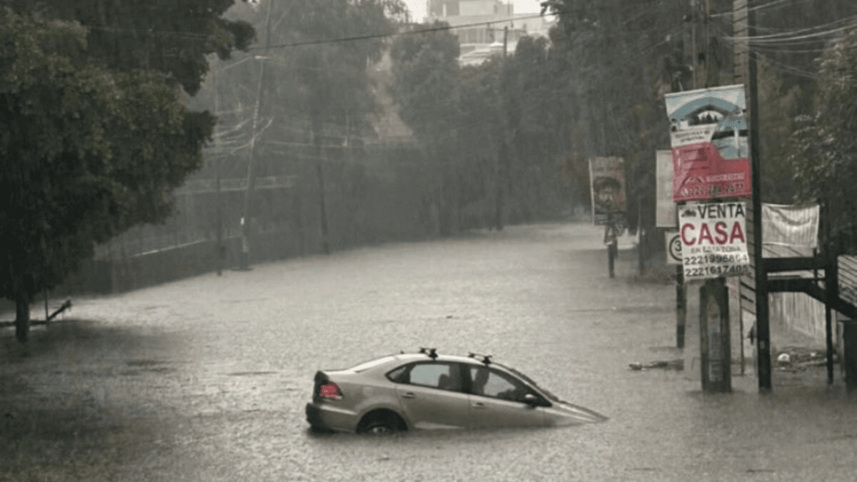 Lluvias del fin de semana ponen en jaque a Puebla