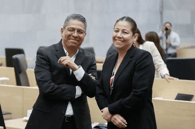 Diputados tendrán bono por primer año; anterior legislatura recibía 140 mil