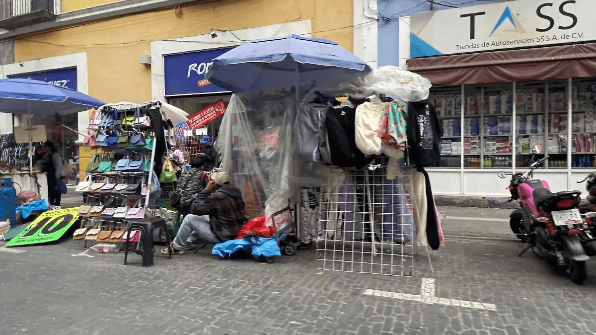 Cierres viales en CH de Puebla por reordenamiento de ambulantes: aquí las calles afectadas